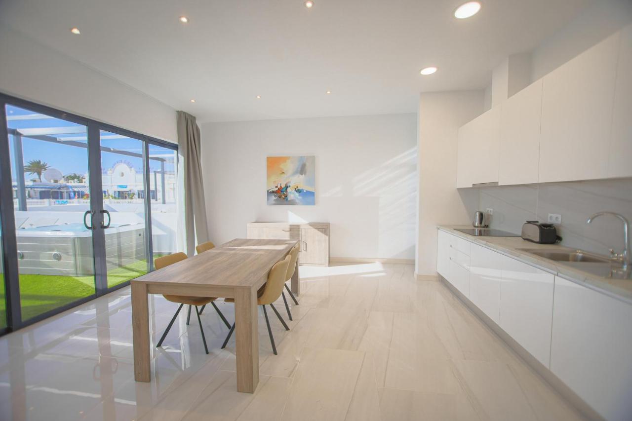 Atlantico Plaza Suite 6A - 2 Beds - 2 Baths Puerto del Carmen  Exterior photo